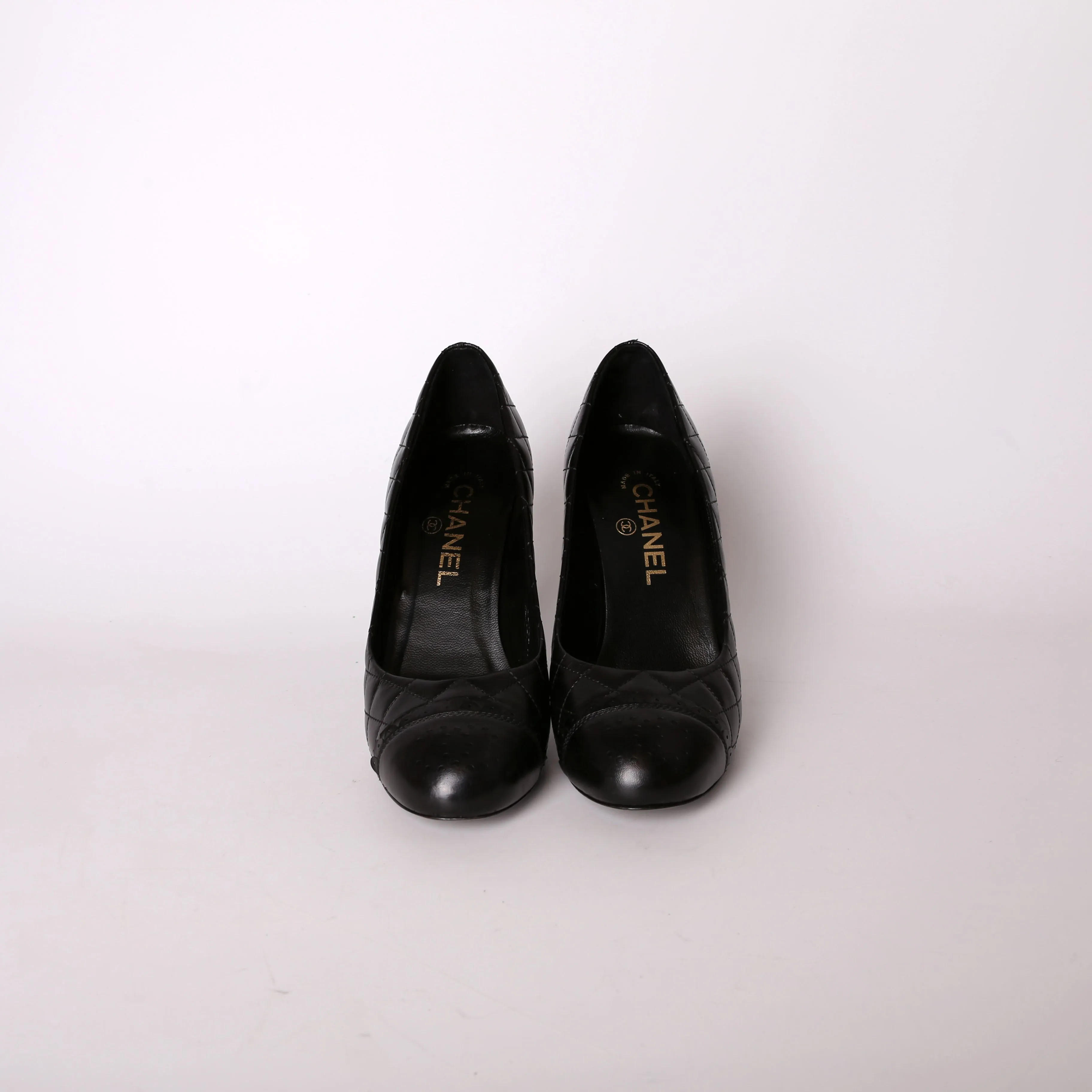 CC Cap Toe Leather Pumps Size 38.5