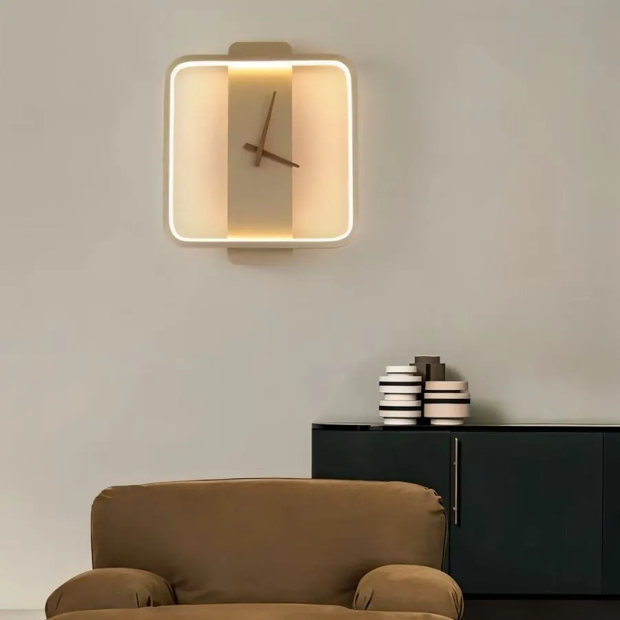 Chronos Wall Lamp