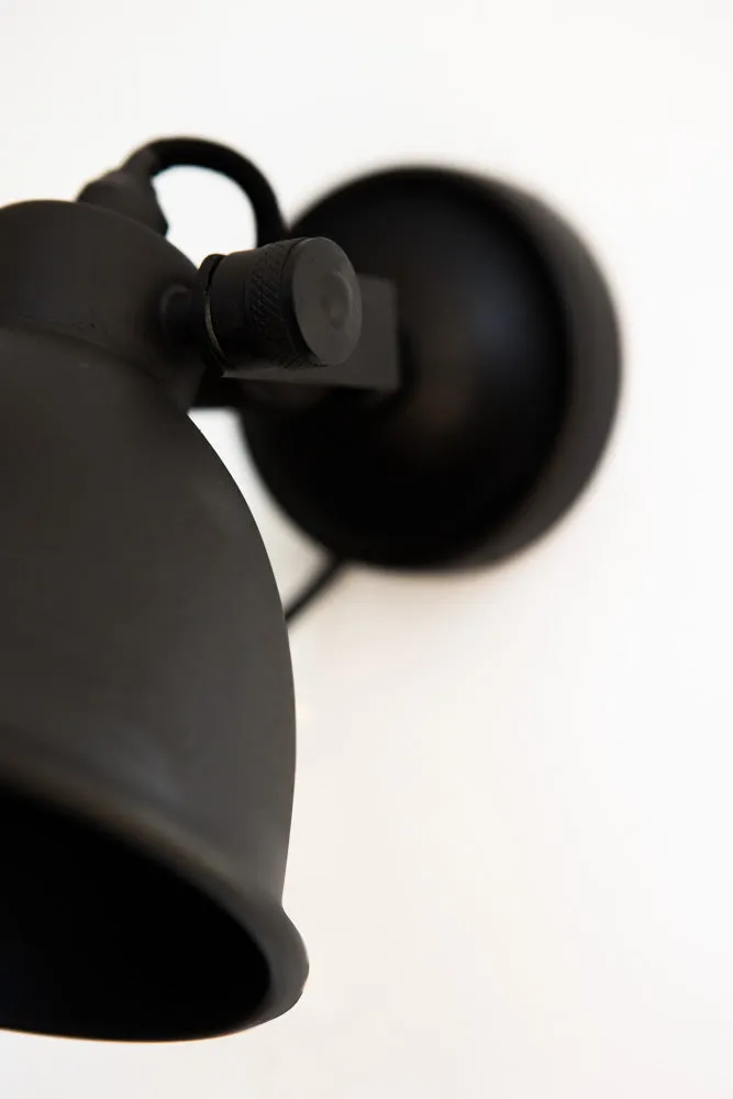 Fabulous Wall Light - Black