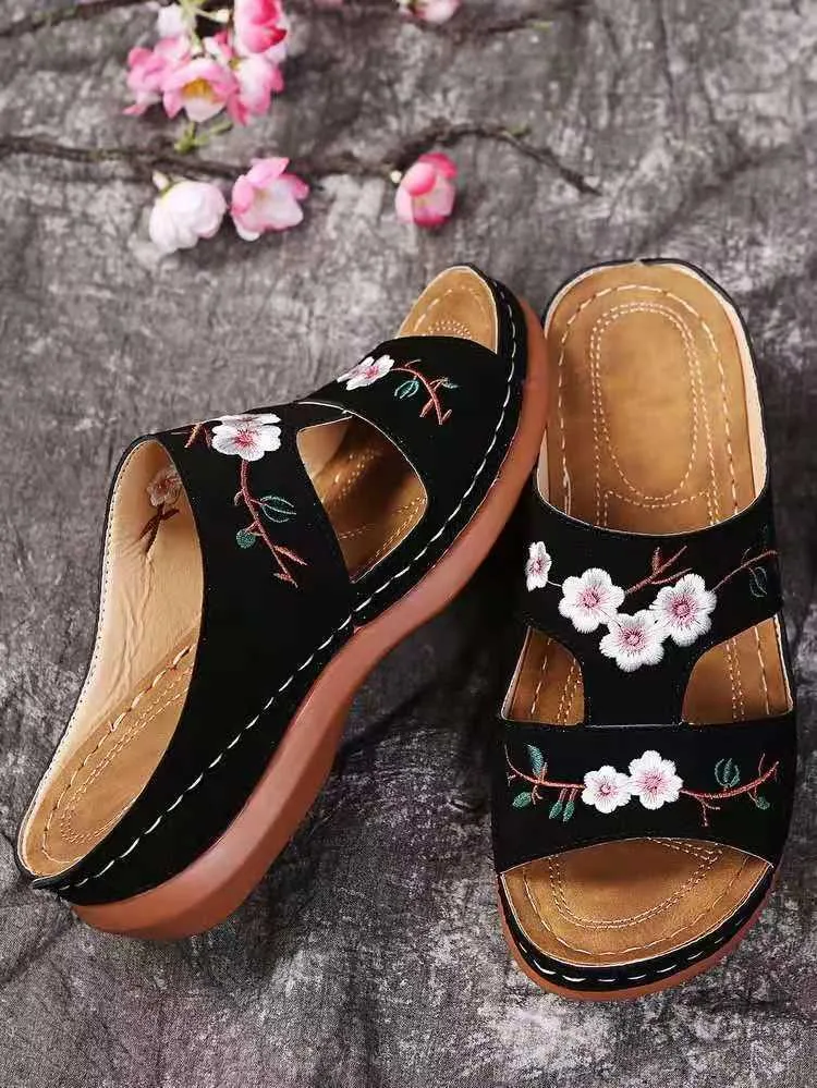 Fashion Slope with Ladies Casual Sandals and Slippers - Women's shoes