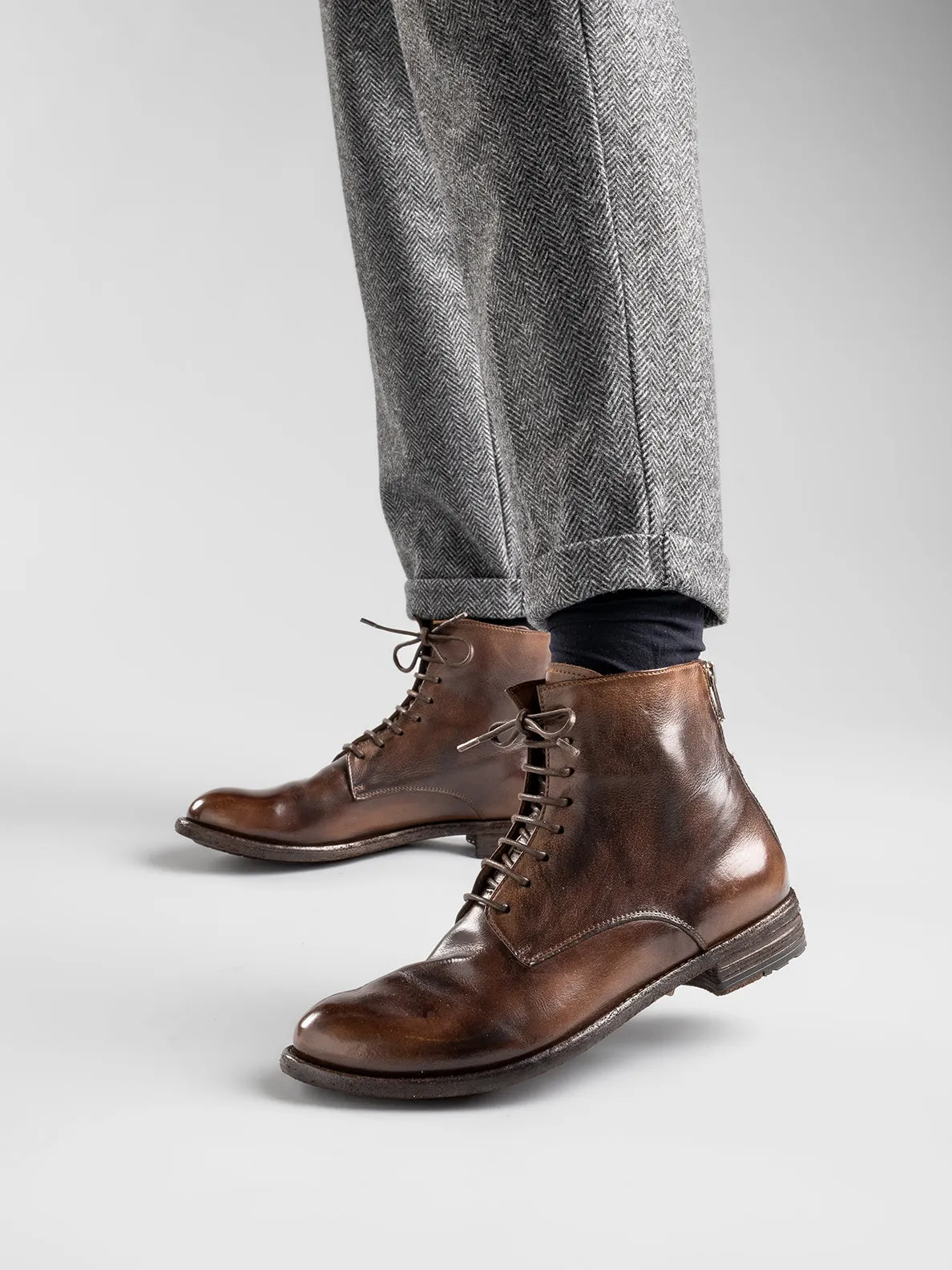 LEXIKON 123 - Brown Zipped Leather Ankle Boots